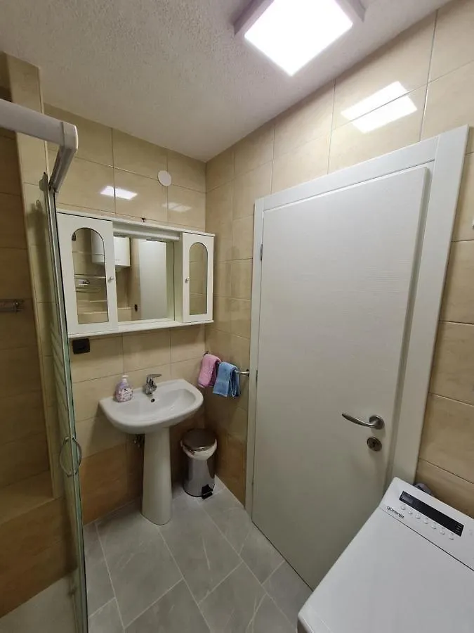 Kuca Za Odmor Rene Villa Jadranovo Holiday home